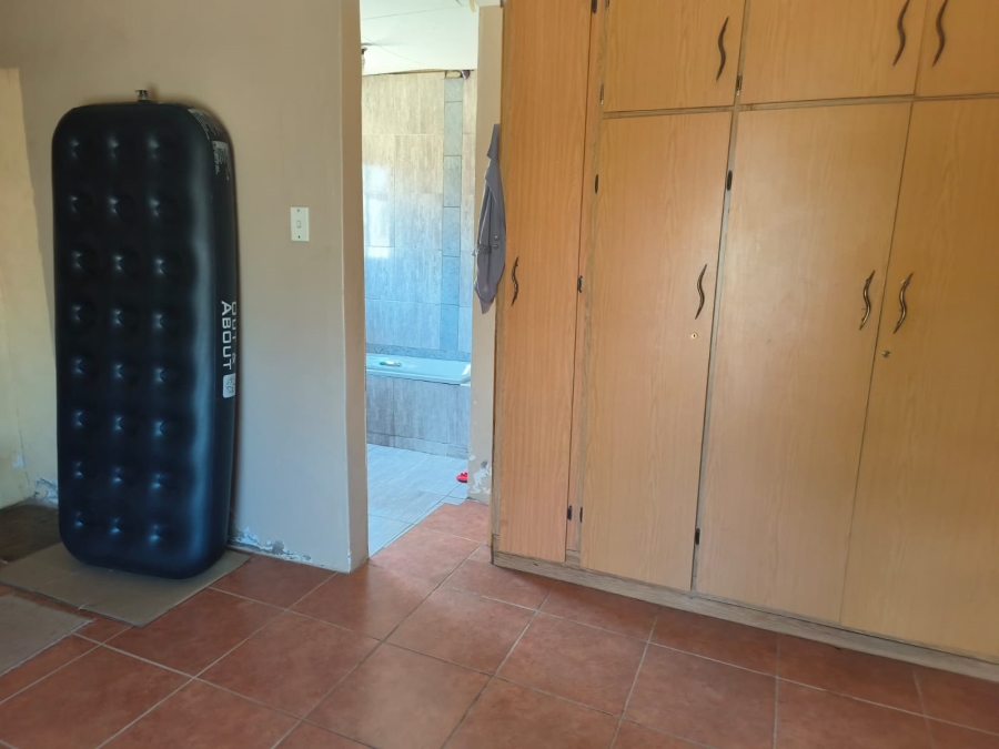 To Let 3 Bedroom Property for Rent in Jouberton North West